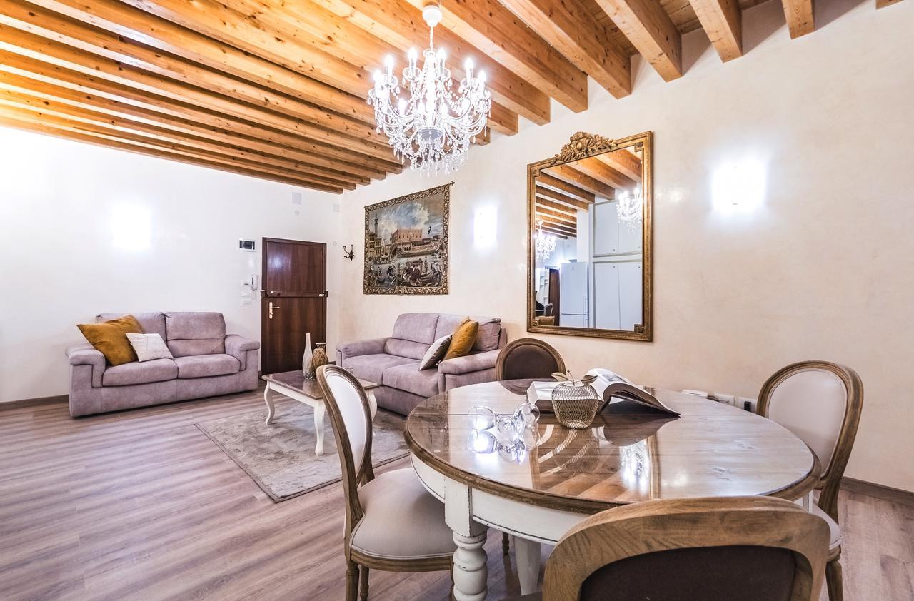 Apartmán Ca' Teatro Vecchio Benátky Exteriér fotografie