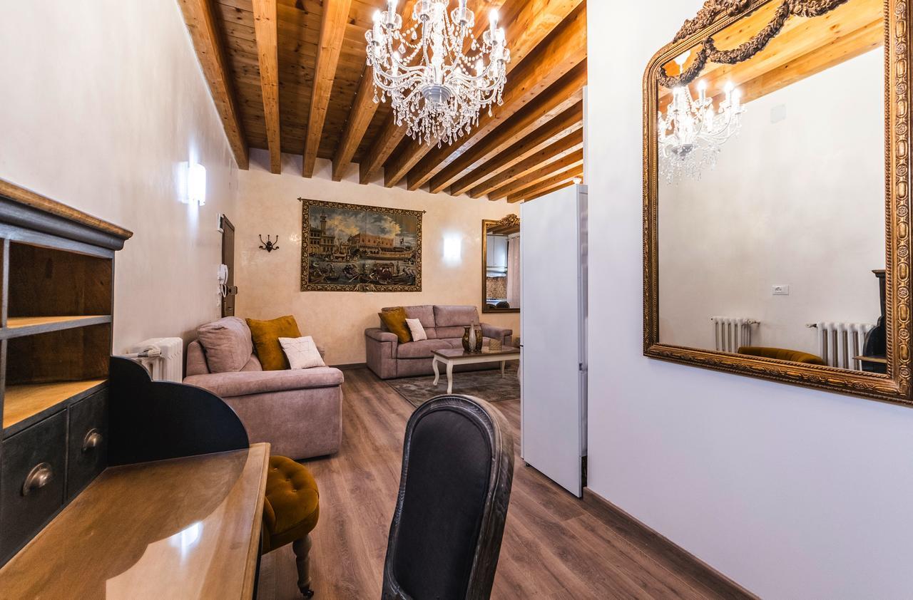 Apartmán Ca' Teatro Vecchio Benátky Exteriér fotografie