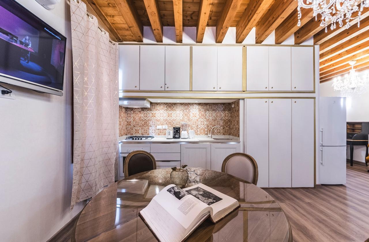 Apartmán Ca' Teatro Vecchio Benátky Exteriér fotografie